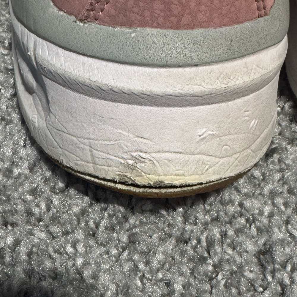 Clove Womens Classic Nursing Shoe Size 9 Work Comfy Low Top Slip On - Picture 4 of 8